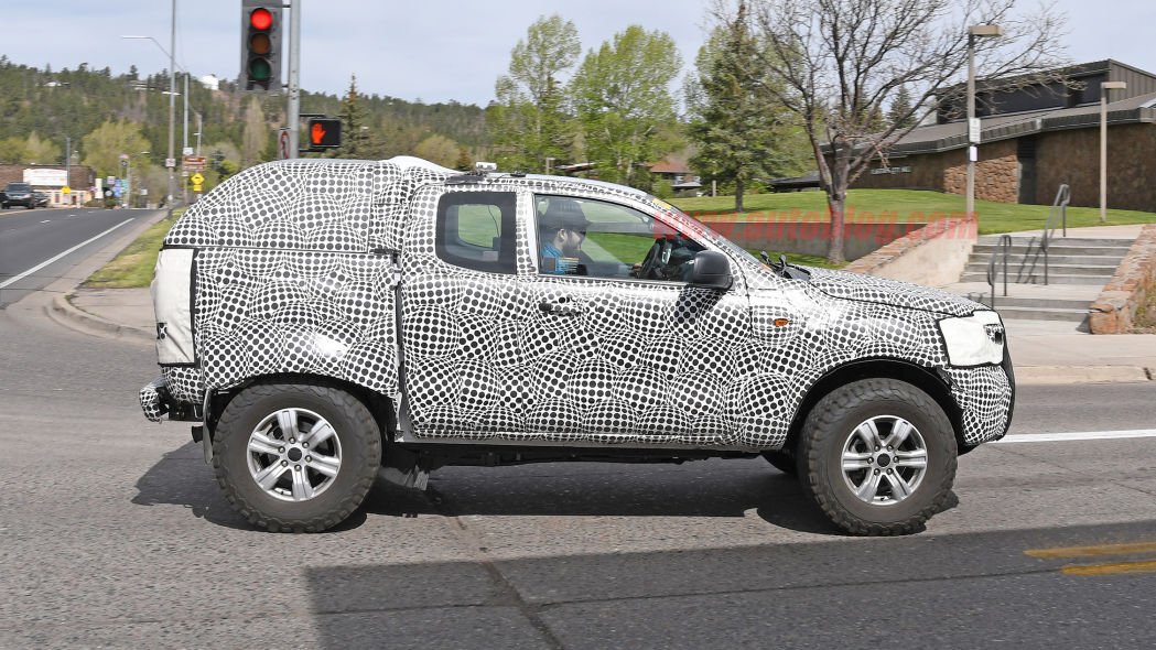 2020-ford-bronco-1 (4).jpg