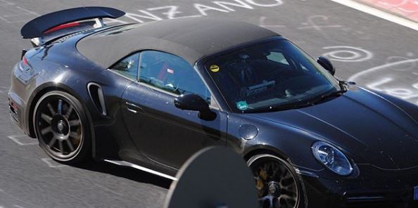 new-porsche-911-turbo-cabriolet-spotted-on-nurburgring-shows-widebody-look-134469_1 (1).jpg