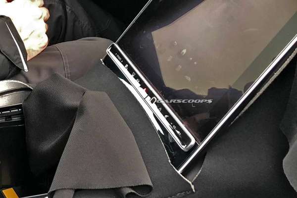 autohomecar__ChsEmlxkxxuAcS8fAAmpjkKzU38843.jpg