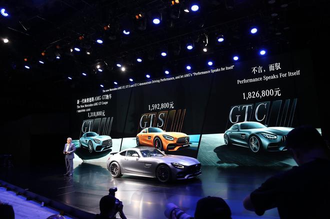 2019æ·±æ¸¯æ¾³è½¦å± æ°æ¬¾æ¢èµå¾·æ¯AMG GTå®¶æä¸å¸ å®ä»·131.88-182.68ä¸å