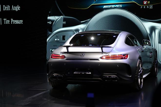 2019æ·±æ¸¯æ¾³è½¦å± æ°æ¬¾æ¢èµå¾·æ¯AMG GTå®¶æä¸å¸ å®ä»·131.88-182.68ä¸å