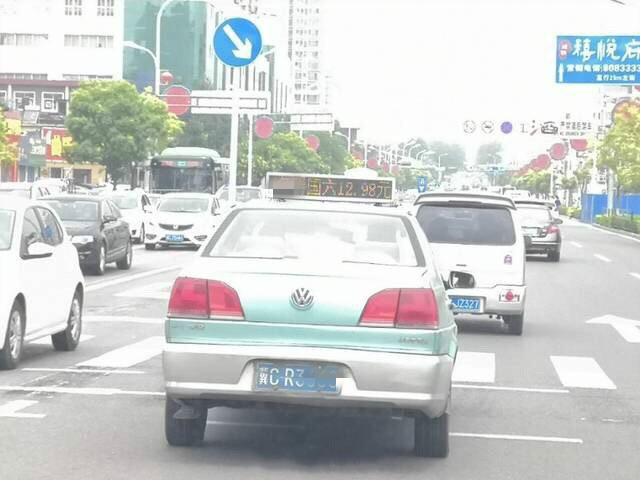 6ab3902egy1g4untuylbnj20hs0dcta6.jpg