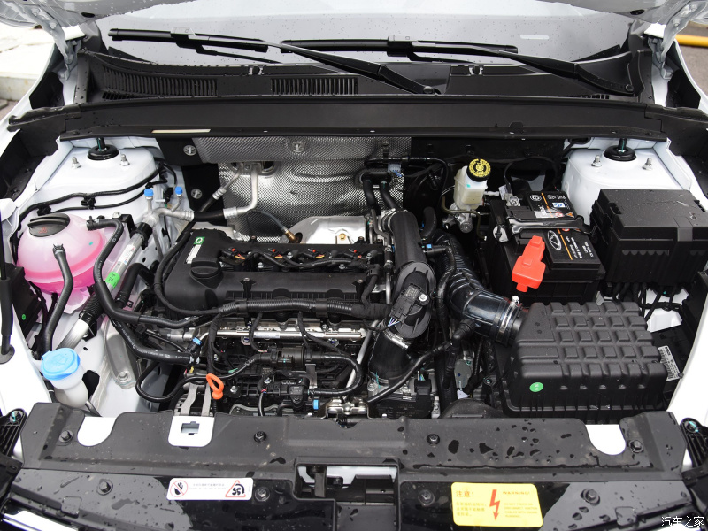 800x0_1_q95_autohomecar__ChcCSFz5M42AMxC5AAoKMfxDyX0504.jpg
