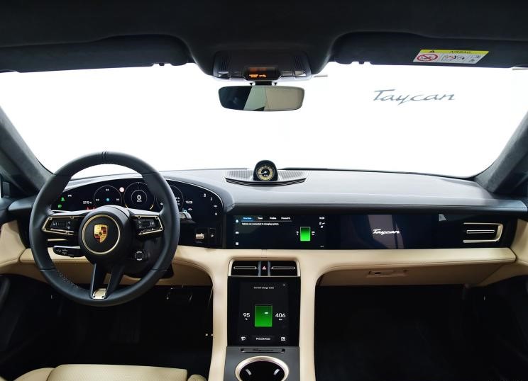 744x0_1_autohomecar__ChsEeV1uJ9GAFWqVAAVFbIWpSaY270.jpg