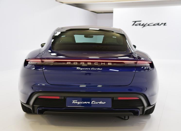 744x0_1_autohomecar__ChsEfF1uJHWAOWGtAARsCRYaGdc918.jpg
