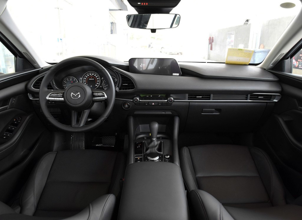 1024x0_1_q95_autohomecar__ChsEfl1xrieANMbOAAVpmCa2wT0593.jpg