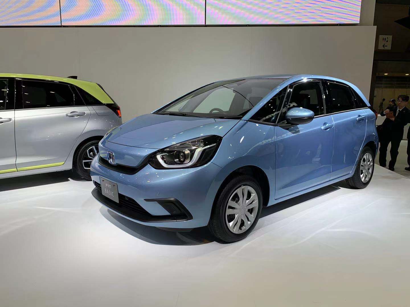 1571813807980962.jpg autohomecar__ChsEj12vmWyAKsmAAAHSo7ItL6Y25.jpg