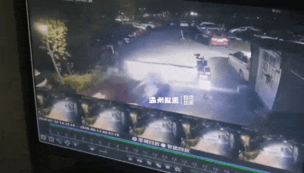 1652156701160605.gif 640.gif