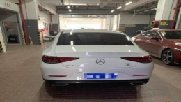 西安奔驰女车主维权后续：已提同款新车，服务费退回