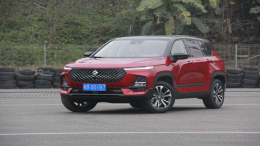 产销突破2025万辆 新宝骏RC-6/RM-5正式下线