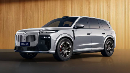 全新大型SUV！岚图泰山X8首发亮相