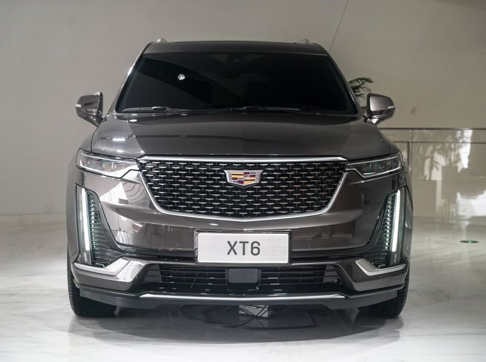 国产凯迪拉克中大型SUV XT6上市，售价41.97-54.97万元
