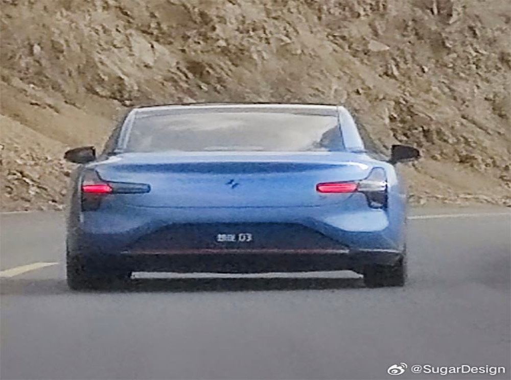 小鹏MONA首款车型或定名“想往03”