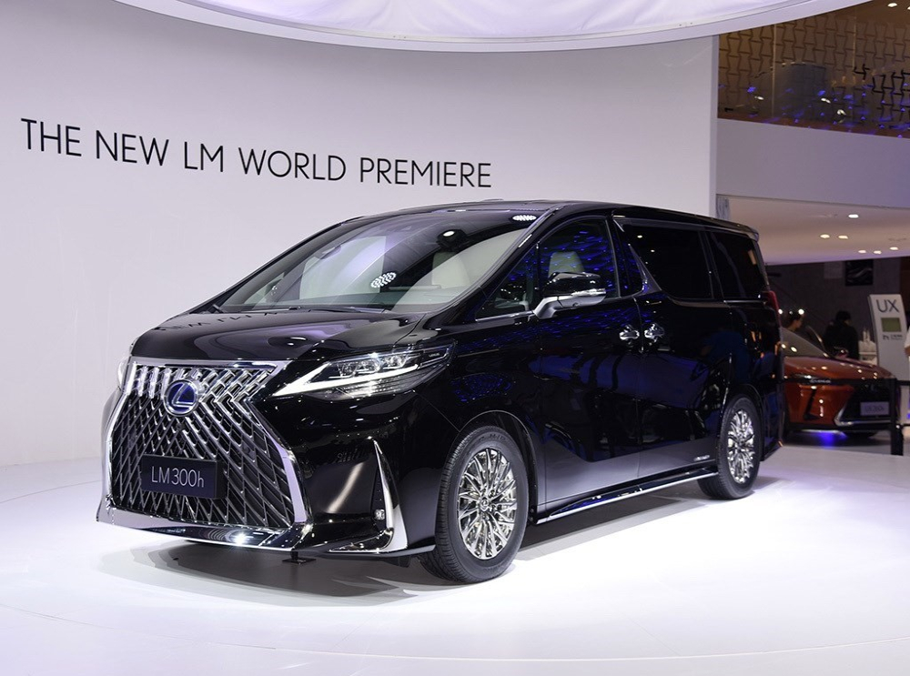  雷克萨斯LM加价80万元提车？ 网友：有钱人的世界不懂