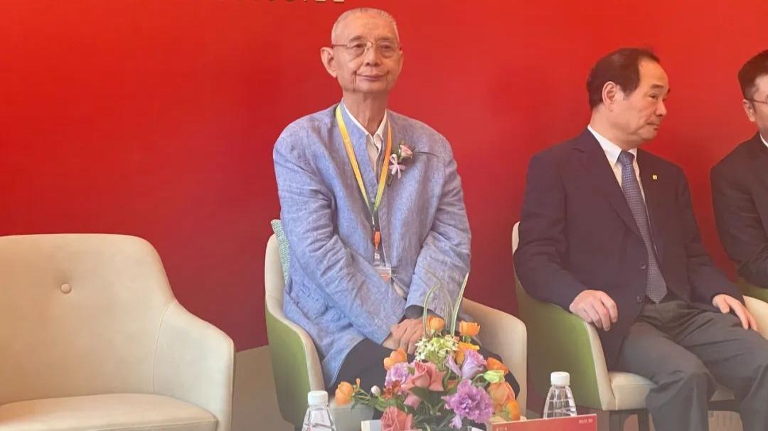 85岁重庆前首富尹明善,被警告
