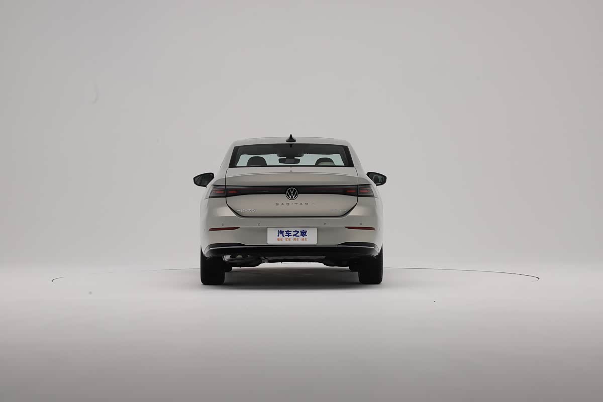 http://www2.autoimg.cn/chejiahaodfs/g27/M07/10/7A/620x0_1_autohomecar__ChxkmWhs4T6ALQd-AEFGzRqIZy8414.jpg